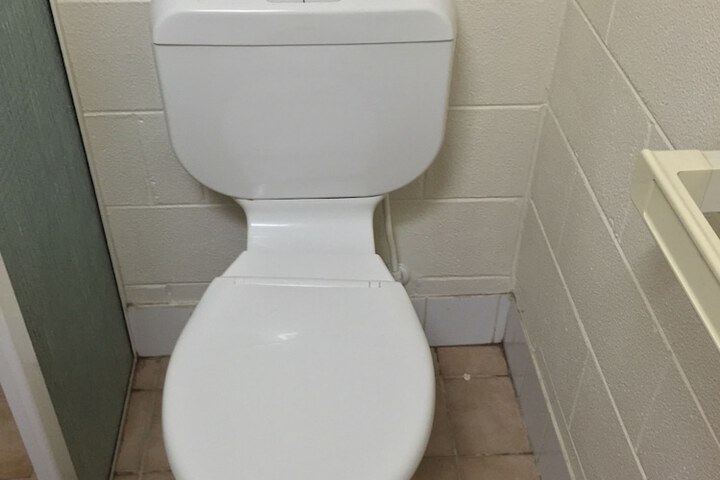 Room 15 of 22