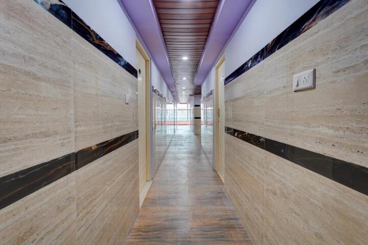 Hotel O Royal Suites