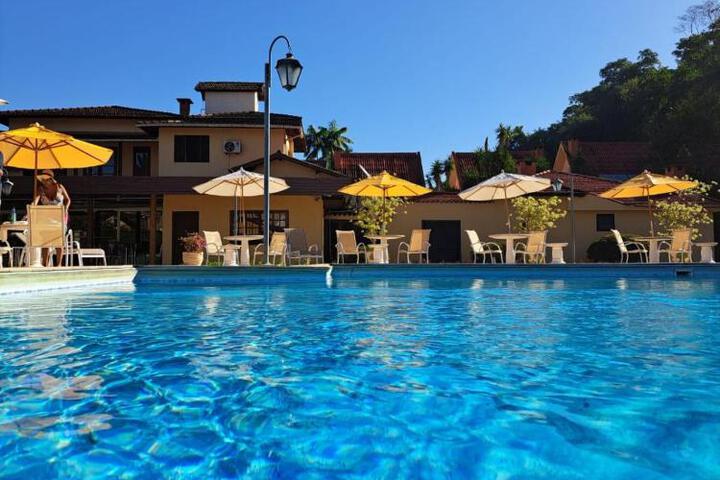 Hotel Girassol