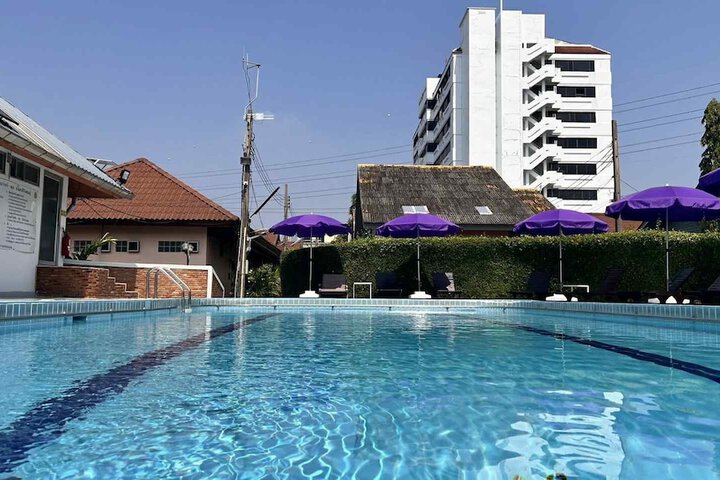 Pool 92 of 159