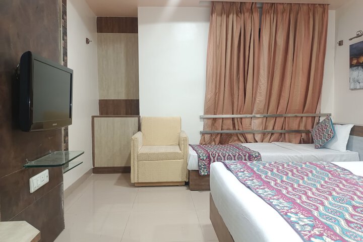 Room 5 of 54