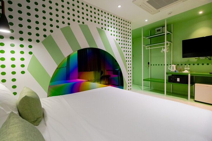 Room 40 of 97