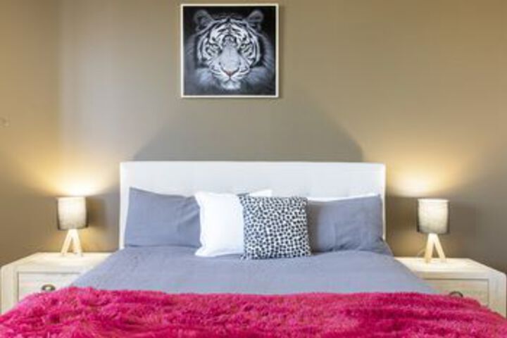 Room 4 of 22