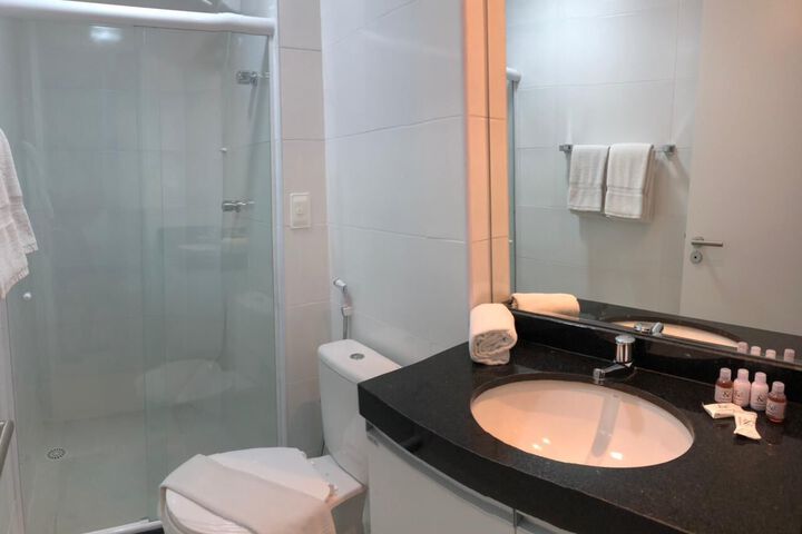 Room 2 of 37