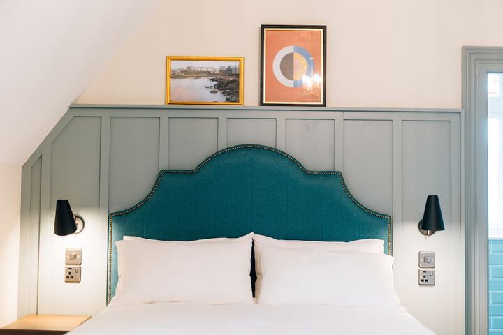 Room 9 of 55