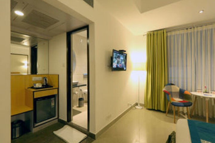 Room 22 of 31