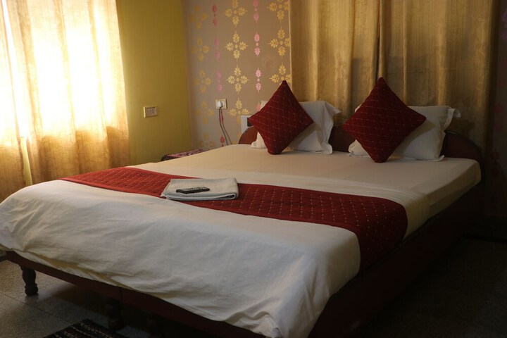 Room 27 of 50