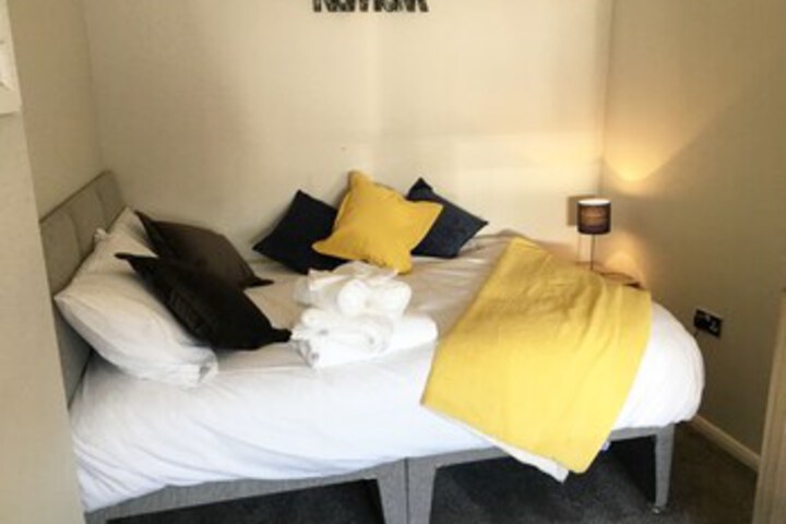 Room 34 of 41