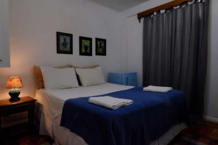 Room 10 of 28