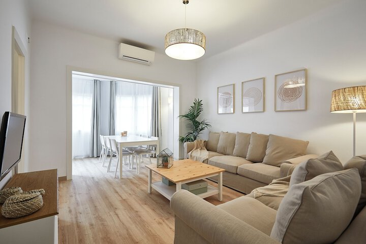 Room 14 of 36