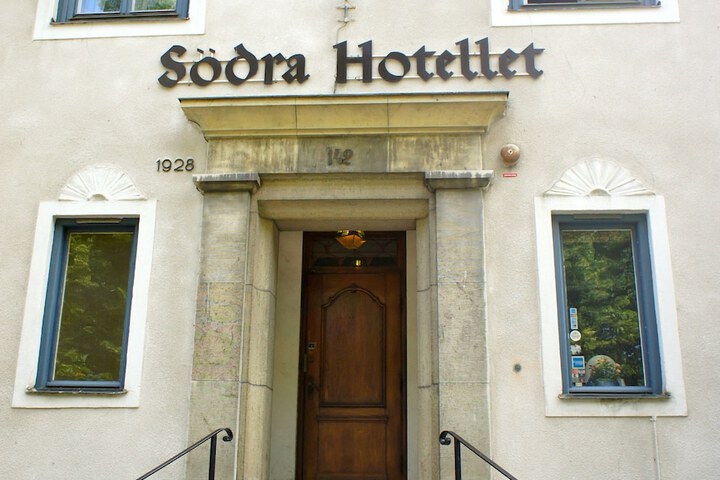 Hotel 62 of 64