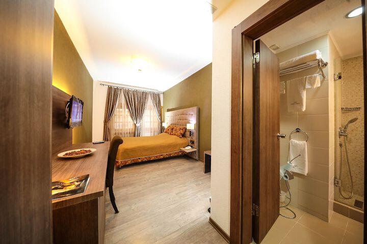 Hotel Çarshia e Jupave