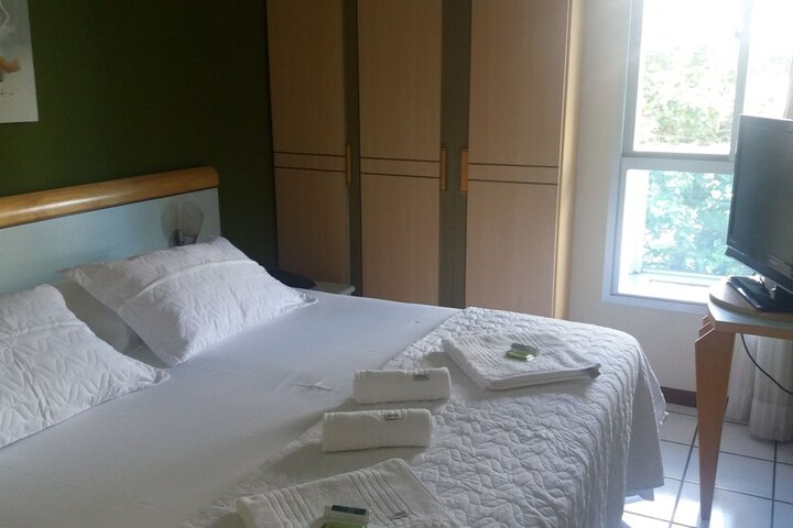 Room 4 of 31