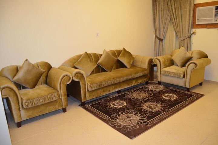 Room 12 of 25