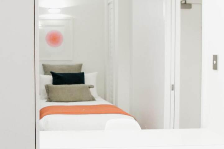 Room 11 of 181