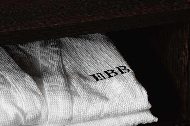 Room 19 of 84