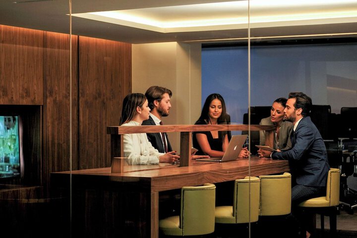 Business Center 348 of 377