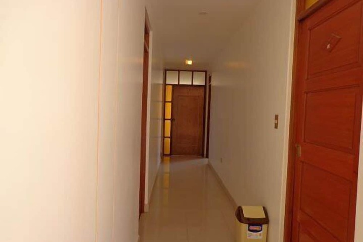 Ballroom/Hall 26 of 30