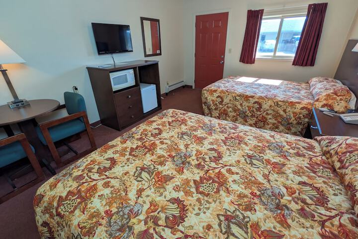 Room 49 of 84