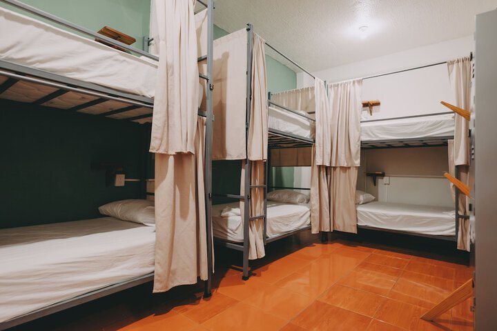 Room 8 of 59