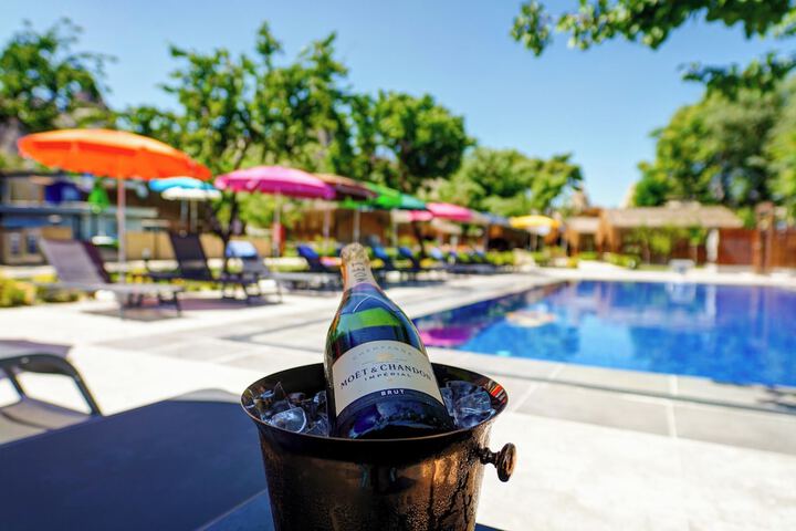 Pool 56 of 100