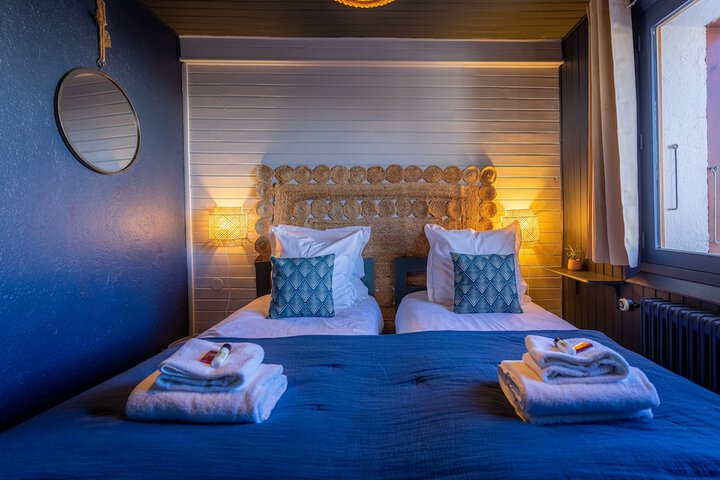 Room 5 of 30