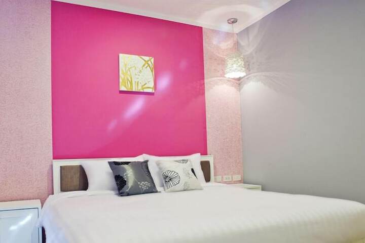 Room 17 of 22