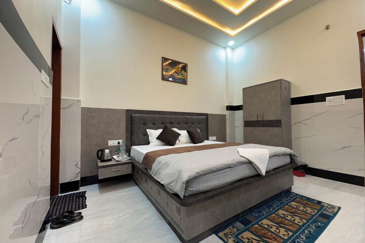 Room 16 of 57