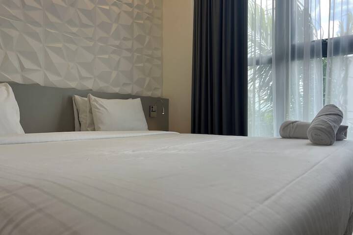 Room 44 of 106