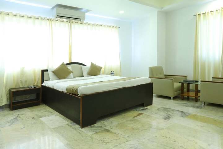 Room 12 of 51