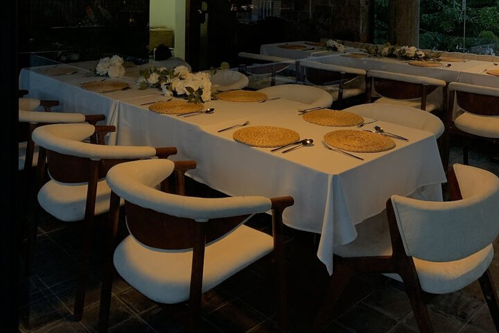 Dining 48 of 68