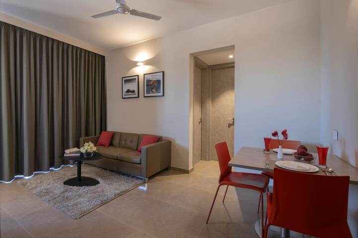 Room 14 of 25