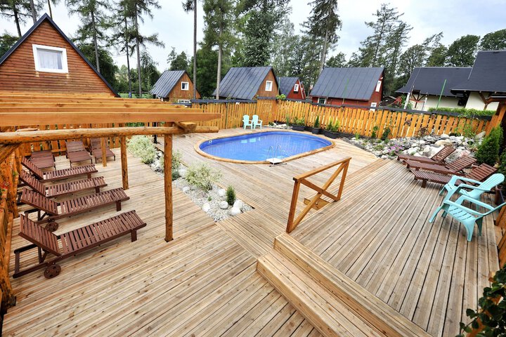 Hotel with Pool
