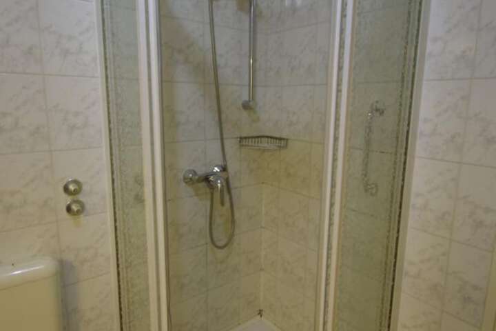 Room 54 of 70
