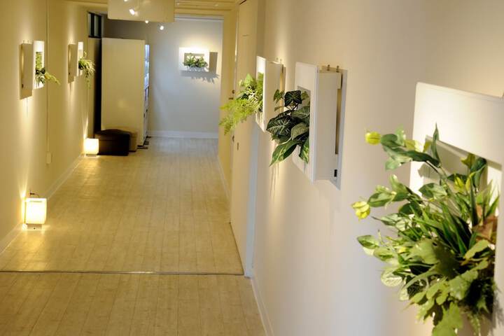 Ballroom/Hall 24 of 33