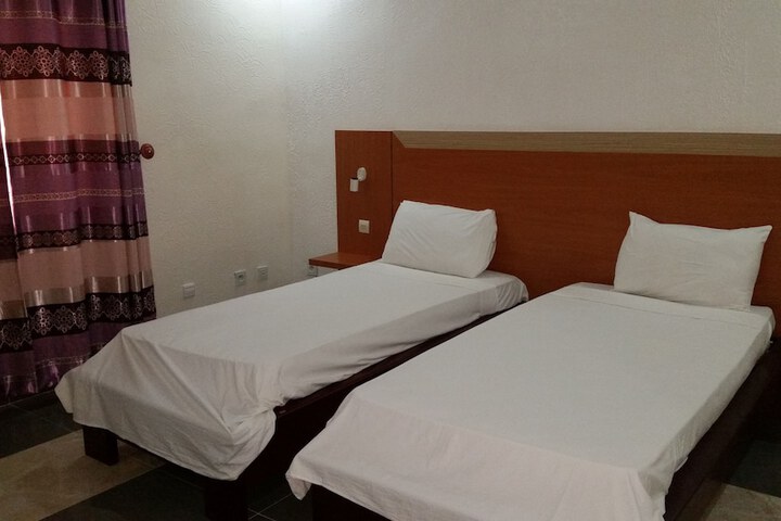 Room 14 of 39