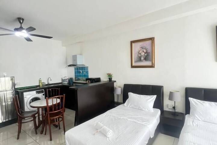 Room 9 of 72