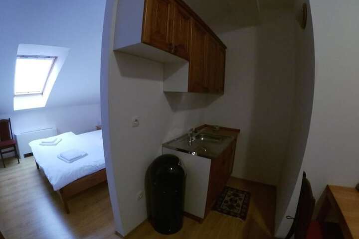 Room 40 of 60