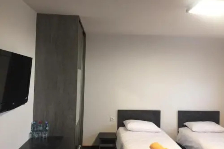 Room 3 of 22