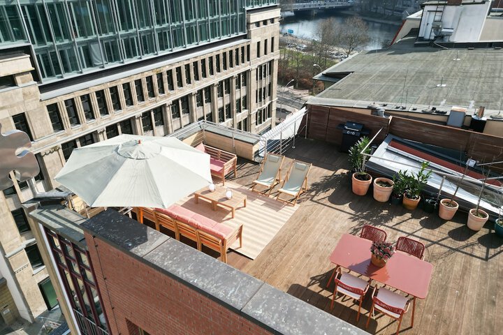 Terrace/Patio 101 of 147