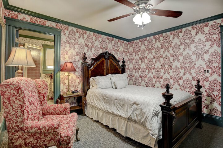 Room 14 of 82
