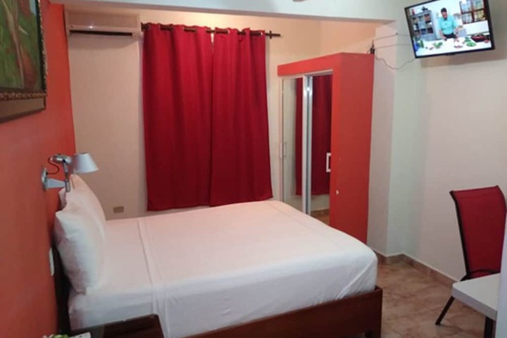 Room 5 of 35