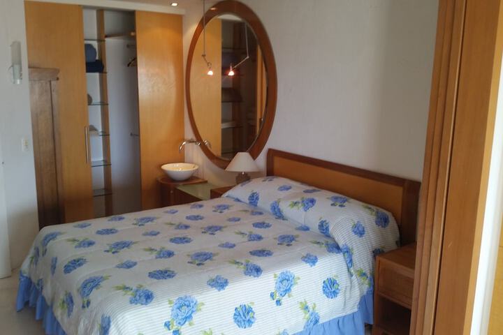 Room 3 of 51