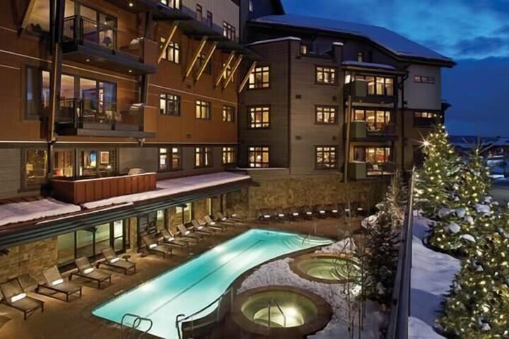 Pool 15 of 21