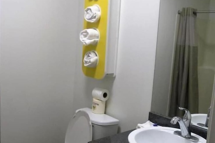Room 19 of 27