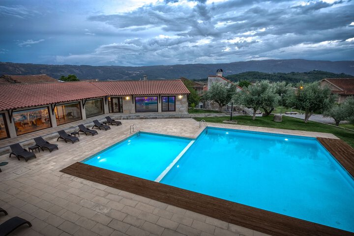 Pool 36 of 51