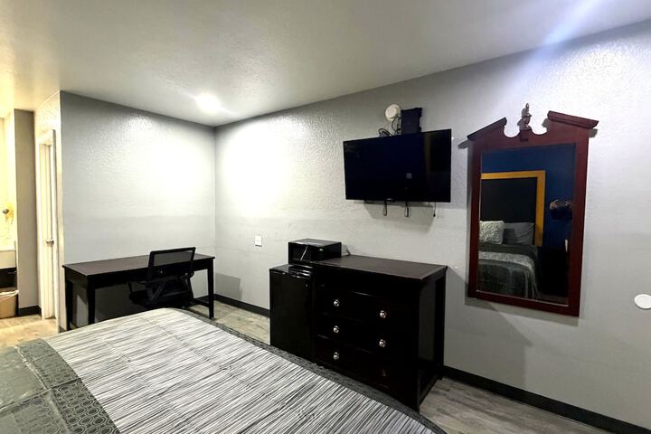 Room 20 of 32