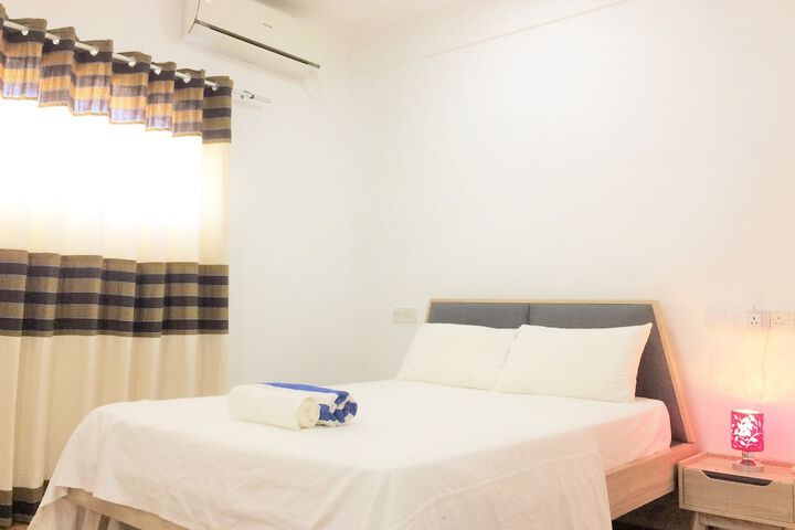 Room 7 of 10