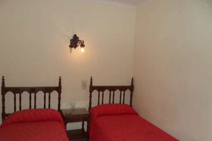 Room 3 of 22