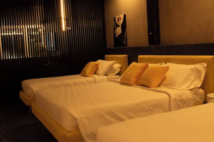 Room 64 of 183